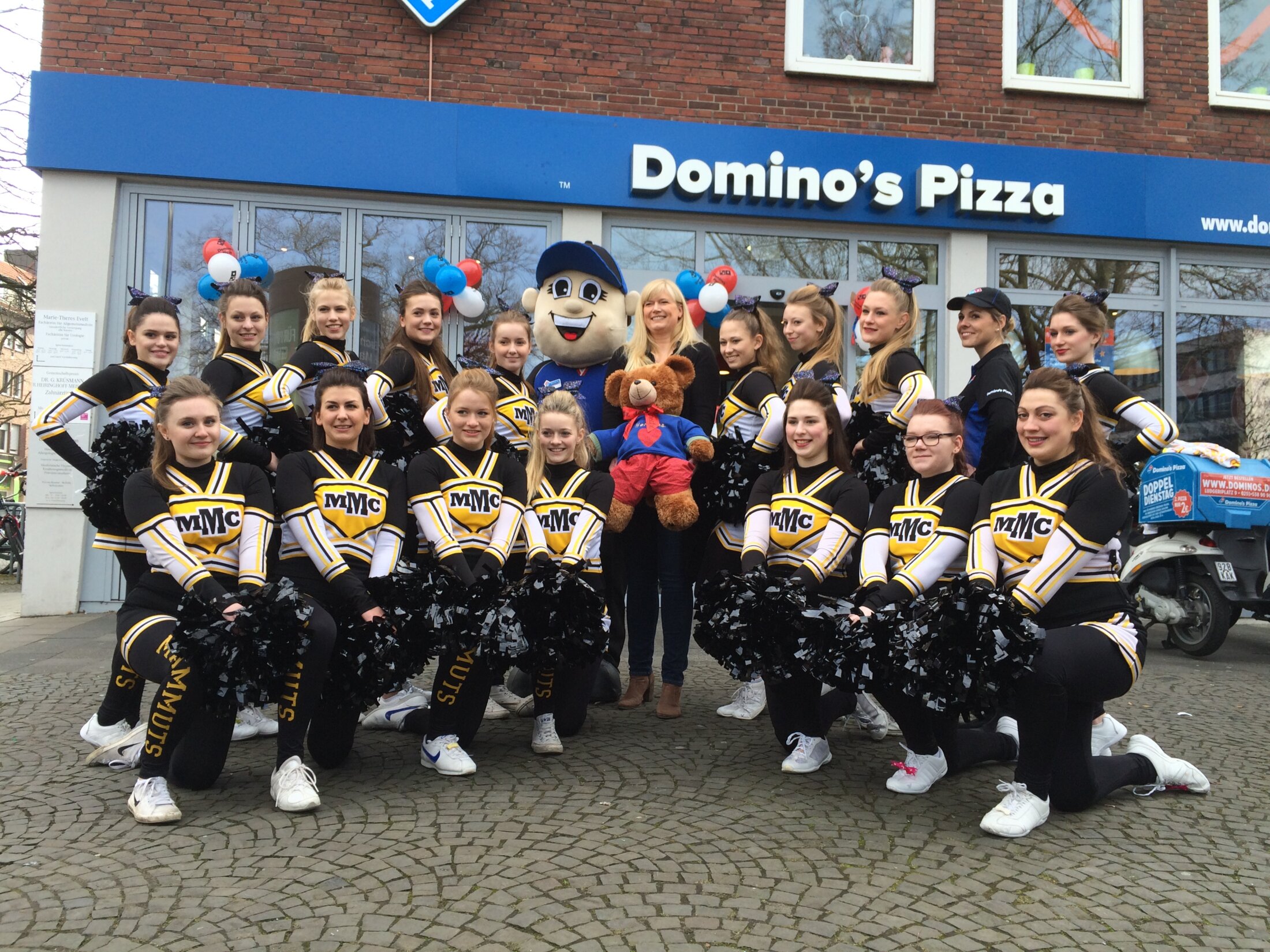 20150214 Dominos 05